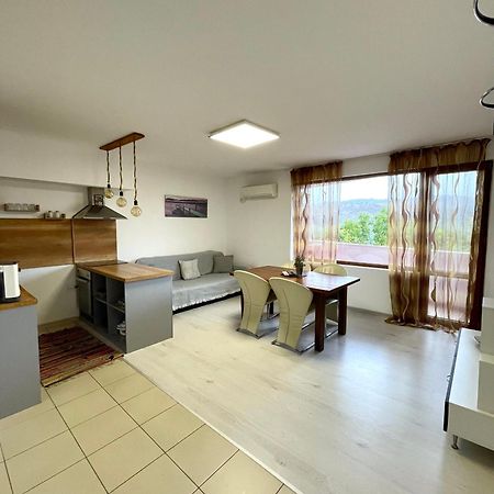Апартамент "Скален Венец" Veliko Tarnovo Exterior photo